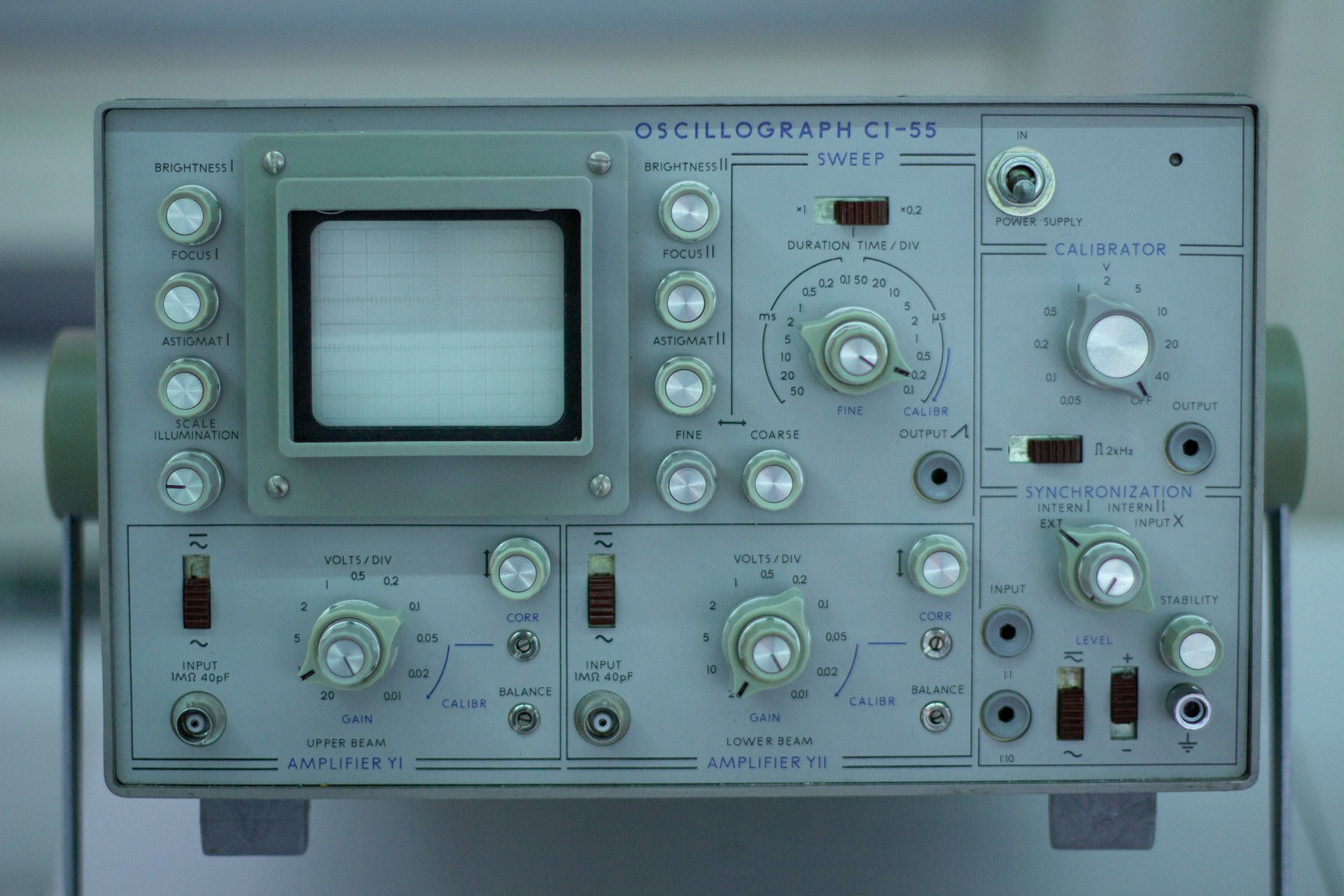 layout and operating principle of oscilloscope